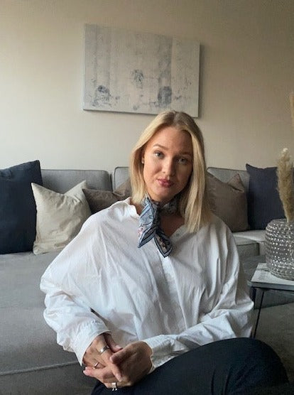 'Original Collins mini scarf' Italian made small 100% Silk Kerchief neck or hair Scarf 53cm x 53cm - The Block Collection